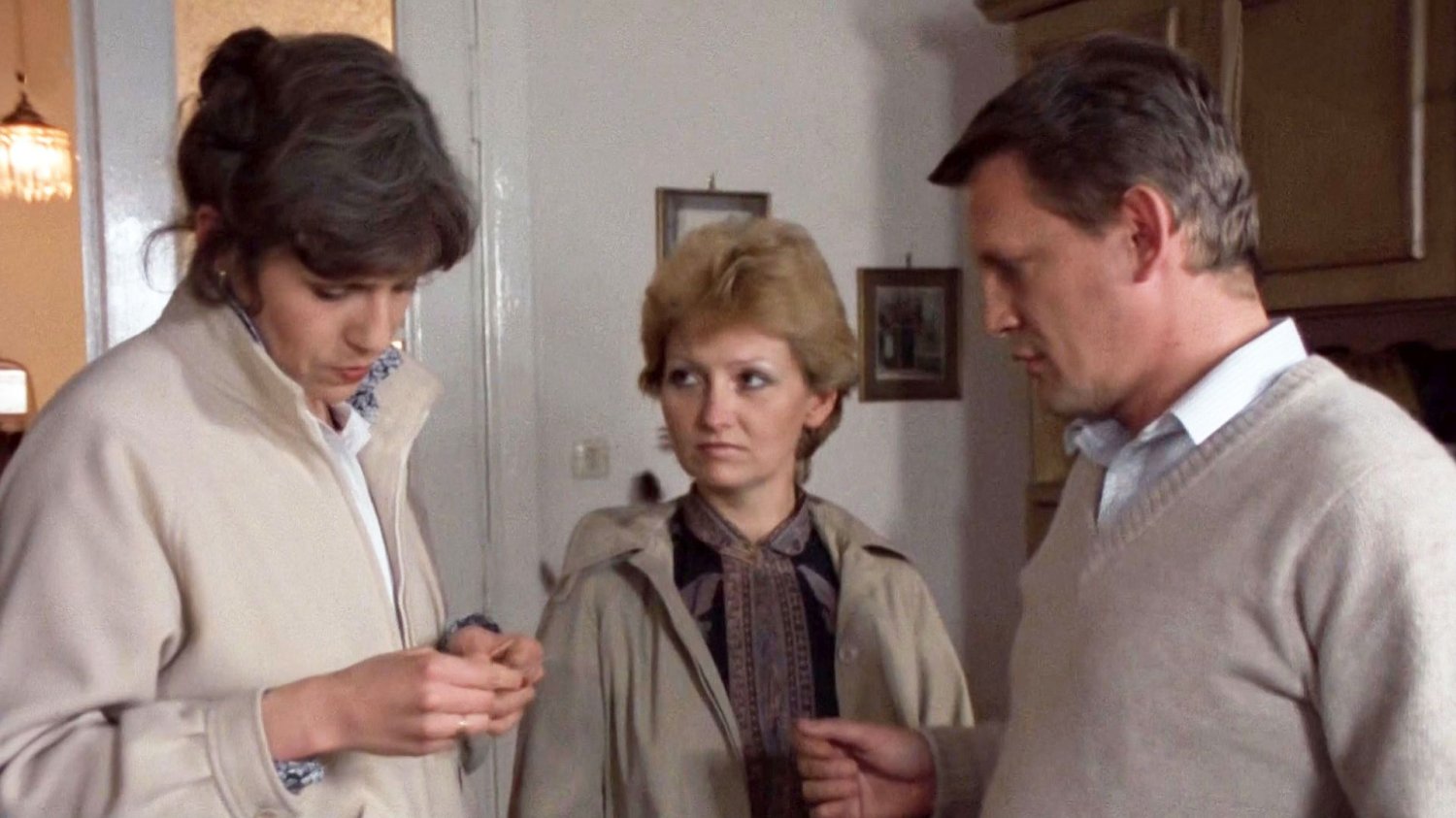 Come In 07 1976 detective series game like
