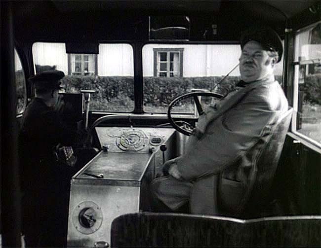 The Lady in Black 1958 detective movie game like
